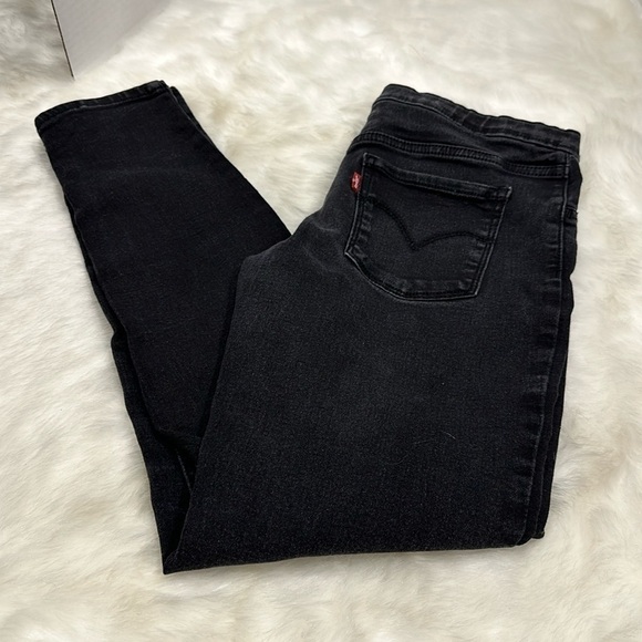 Levi's Other - Levi’s pull-on black jeggings girls size 16